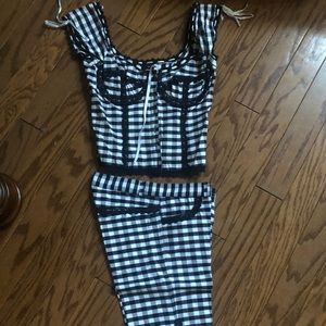 😭 BEAUTIFUL Betsey Johnson Gingham Set Size 2